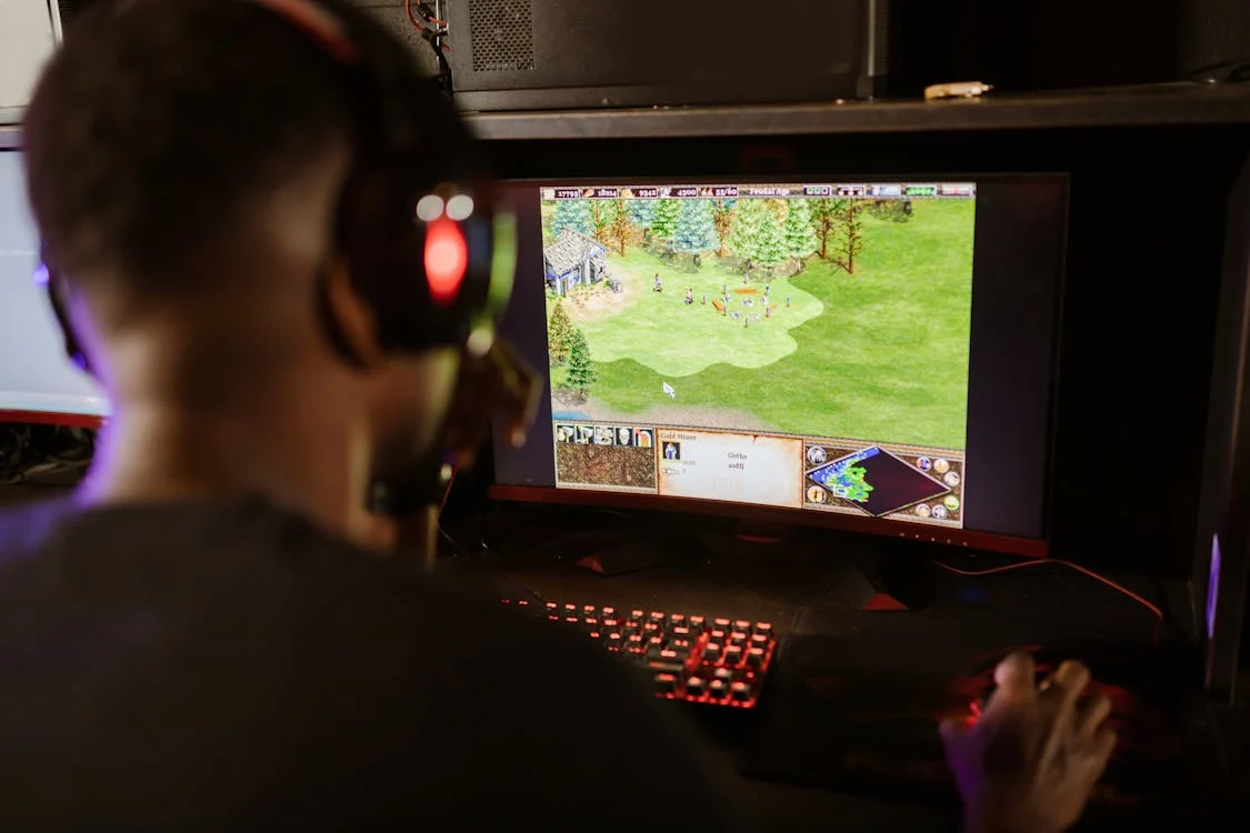 Exploring the Benefits of Gaming: 10 Ways It Helps You